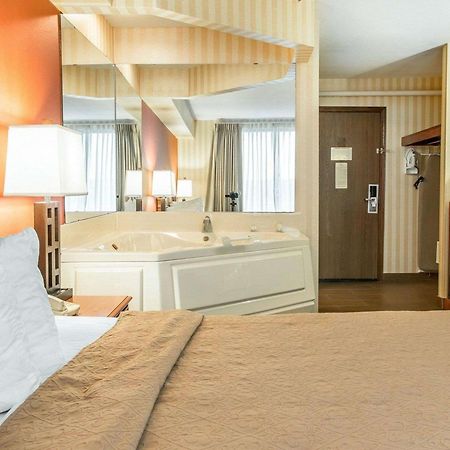 Quality Inn Gaylord Eksteriør bilde
