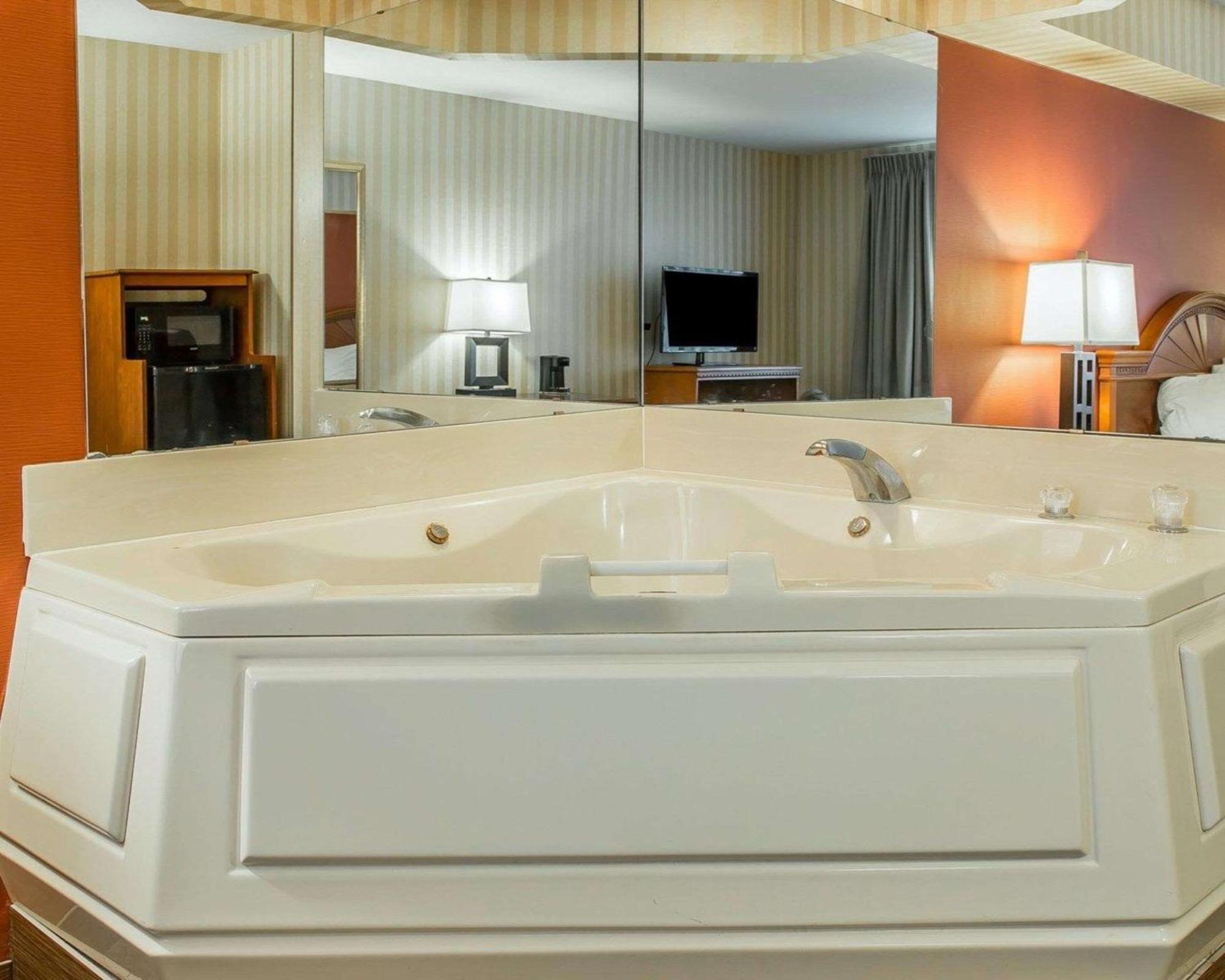 Quality Inn Gaylord Eksteriør bilde